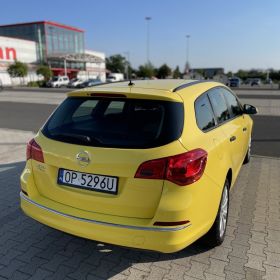 Sprzedam Opel Astra J Sport Taurer 1.4 