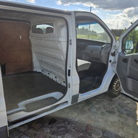 Renault trafic 1.9dci 100km 