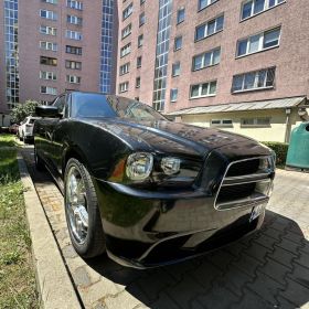 Dodge Charger 2013r