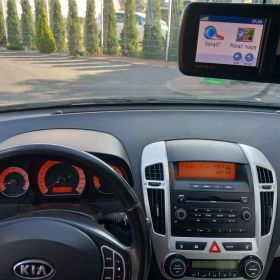 Sprzedam kia ceed 1.4 benzyna kombi