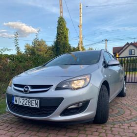 Opel Astra J